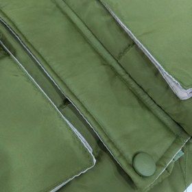 تصویر کاپشن بچگانه سبز 