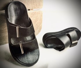 تصویر صندل بچه گانه کد 116 - چرم مشکی / 31 / بدون کفی 