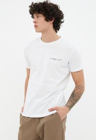 تصویر تیشرت آستین کوتاه مردانه سفید برند trendyol man TMNSS20TS0083 Beyaz Erkek Slim Fit Bisiklet Yaka Kısa Kollu Baskılı T-Shirt TMNSS20TS0083