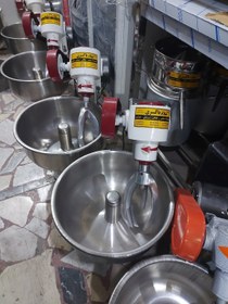 تصویر خمیر گیر ۱۷ کیلویی موتور بزر‌گ درجه یک 