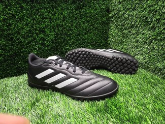 تصویر کتونی کفش فوتسال سالنی اورجینال ادیداس سایز 41.5 Soccer orginal shoes