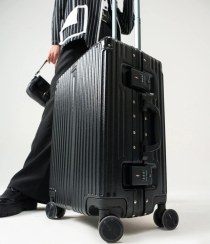 تصویر چمدان بزرگ رز مری مدل RL318 رنگ مشکی 