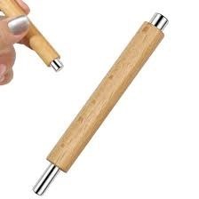 تصویر مگنت طراحی ناخن دو طرفه بدنه چوبی 