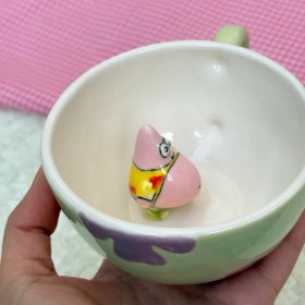 تصویر ماگ سوپرایزی پاتریک 