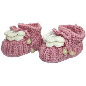تصویر پاپوش بافتنی نوزاد دخترانه طرح پروانه صورتی ا Pink Butterfly Baby Girl Knitted Slippers Pink Butterfly Baby Girl Knitted Slippers