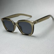 تصویر عینک آفتابی مربعی 