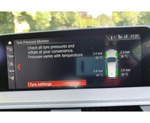 تصویر فعال سازی نمایش دمای لاستیک در کنار فشار لاستیک BMW 