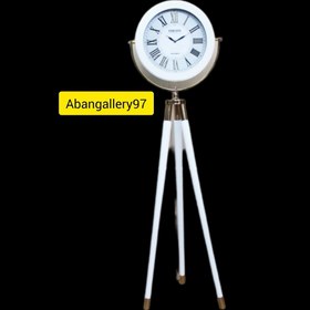 تصویر ساعت چوبی ۳پایه ورسانا - طلایی Versana Wooden Tripod Clock