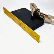 تصویر قفل کمکی درب زایس آیکون مدل ZEIES-IKON | امنیت بالا، کلید چهارپر، مناسب درب چوبی و فلزی 