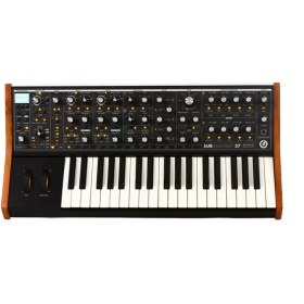 تصویر سینتی سایزر موگ سابسکوئنت ۳۷ Subsequent 37