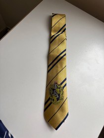 تصویر کراوات هافلپاف 