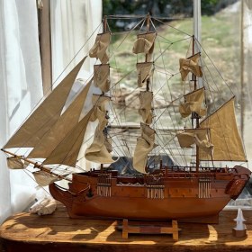 تصویر کشتی بادبانی U.S.S Constitution 