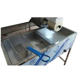 تصویر سرخ کن فلافل زن رومیزی 