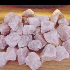 تصویر سنگ راف رزکوارتز 