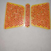 تصویر شبرنگ ذوزنقه بدنه زرد - قرمز 