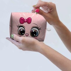 تصویر کیف پد بهداشتی فیوری مدل کیوت 