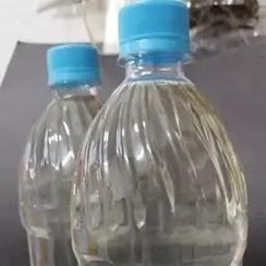 تصویر عرق چهل گیاه 