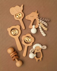 تصویر جغجغه چوبی 