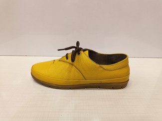 تصویر کفش زنانه چرم مدل شونیز زرد (تک سایز) 