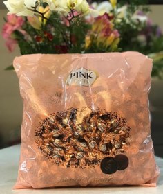 تصویر شکلات پذیرایی برند پینک ترافل Pink Truffle یک کیلویی ا Pink Truffle Sweet Nut Pink Truffle Sweet Nut