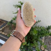 تصویر برس خشک بدن Dry body brush