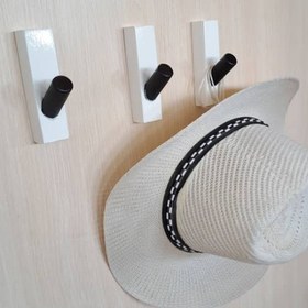 تصویر رخت آویز مینیمال 