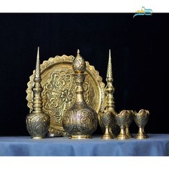 تصویر تنگ شاخدار و شراب خوری 6 نفره برنجی سیاه قلم، با دوام و کاربردی، آنتیک 