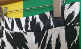 تصویر دامن ساتن "Vila" اوریجینال خارجی