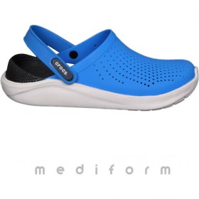 تصویر دمپایی کراکس آبی روشن مشکی 