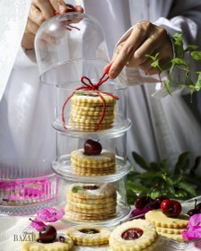 تصویر کندی باکس سه طبقه پاشاباغچه مدل ویلا کد 96815 – ظرف شیشه‌ای لوکس برای سرو شکلات، خشکبار و پذیرایی مهمان Pasabahce Villa 3-Tier Candy Box Glass Container – Model 96815, Elegant Serving Dish for Sweets, Nuts & Snacks