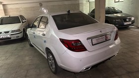 تصویر دنا پلاس مدل 1402 ا توربو 6 دنده توربو 6 دنده