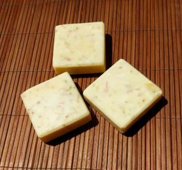 تصویر صابون سفیداب و نمک دریا Handmade sea salt soap