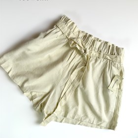 تصویر شلوارک لینن شیری 