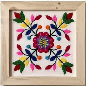 تصویر تابلوی گلدوزی طرح گل ساده 