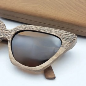 تصویر عینک چوبی دست‌ساز پلاریزه ۵۱۱۸ 