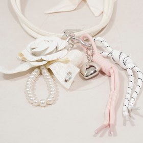 تصویر آویز کیف گل چرمی (چارم بگ ) 