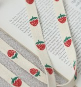 تصویر بند عینک طرح توت فرنگی 