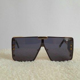 تصویر عینک لاکچری صفحه بزرگ 