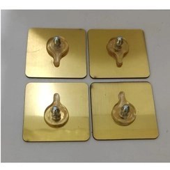 تصویر میخ چسبی طلایی 