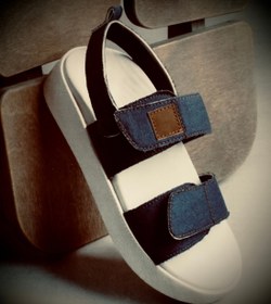 تصویر صندل بچه گانه پشت بند دار چسبی نبوک کد 118 - کرمی / 35 / بدون کفی 