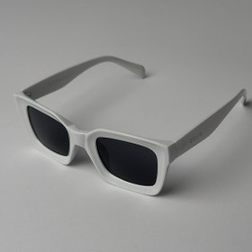 تصویر عینک سلین سورمه ای همراه کاور و دستمال رایگان 