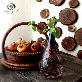 تصویر بطری رنگی دستساز نگینی بطری آب گلدان شیشه ای آب خورشیدی شیشه گری صنایع دستی 