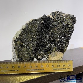 تصویر سنگ کلکسیونی اپیدوت 