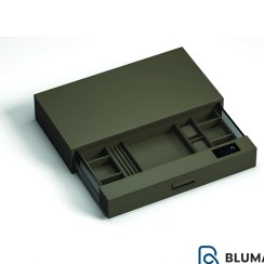 تصویر جای لوازم آرایش چرمی ریلی داخل کمد لباس WS4182.OL - یونی هوپر 