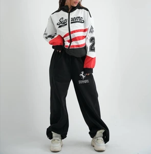 تصویر فروشگاه طوسی گالری