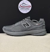 تصویر کتونی مردانه بزرگ پا مدل نیوبالانس 2002 طوسی New Balance 