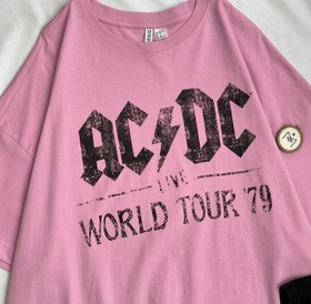 تصویر تیشرت صورتی ACDC 