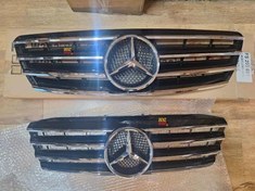 تصویر جلو پنجره طرح ستاره دار مرسدس بنز اتاق 203 W203/C240/C200/C230 