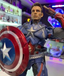 تصویر اکشن فیگور کاپیتان آمریکا ۳۰ سانتی متر صدا دار 