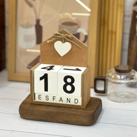 تصویر تقویم چوبی رومیزی 